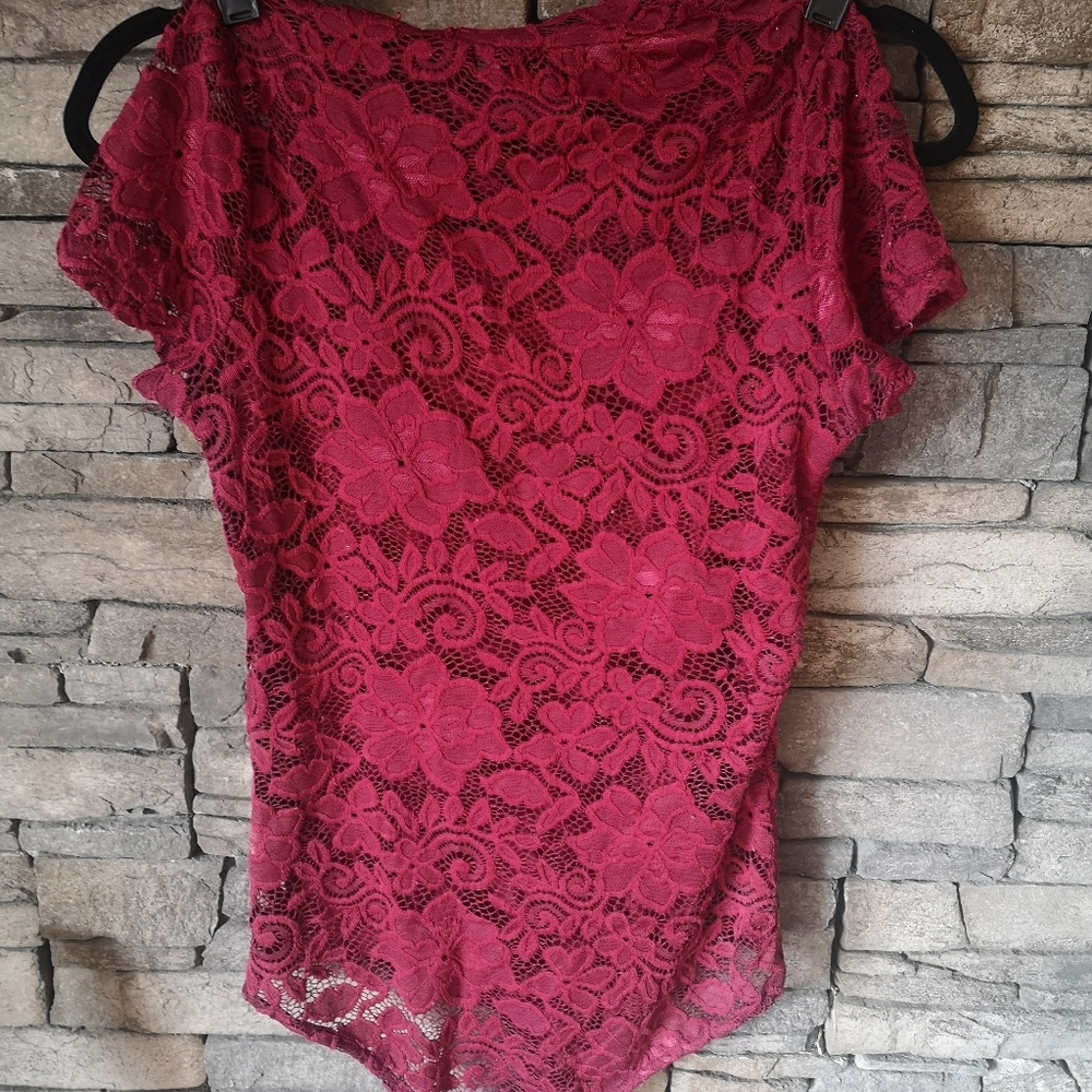Lace Body Suit - Sz M
